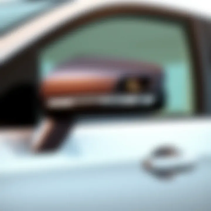 Right side mirror design of 2007 Honda Civic