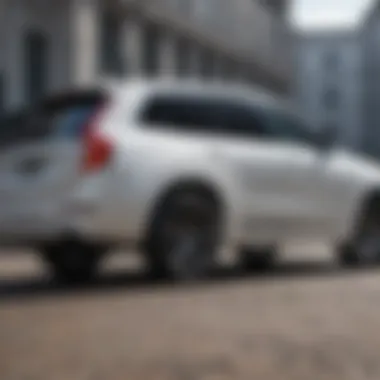 Elegant exterior of the 2020 Volvo XC90 showcasing the Crystal White color
