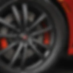 Stylish alloy wheels of the 2020 Honda Civic Si showcasing their intricate design.