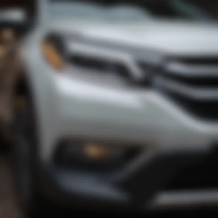 Comparison of traditional headlights and LED headlights