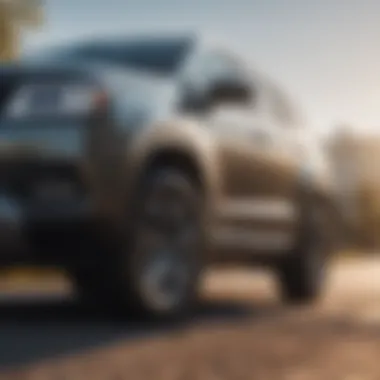 An infographic illustrating key factors influencing SUV fuel efficiency.